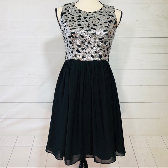 Gianni Bini Dresses & Skirts - Gianni Bini Sequin Bodice Party Dress Size Small